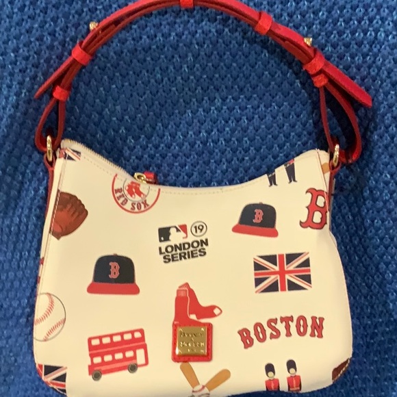 Dooney & Bourke Handbags - NWT, Dooney & Bourke Hobo Bag - London Series